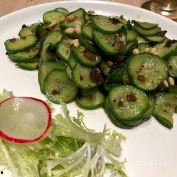 吃沙瓜还是脆瓜好吃,口感对决，谁才是夏日消暑佳选？