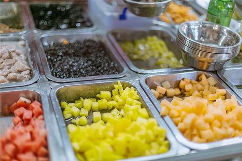 蜜雪冰城互相吃瓜,品牌互动背后的甜蜜营销战