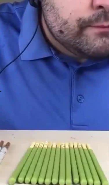 吃瓜胡子大叔,揭秘娱乐圈背后的那些事儿