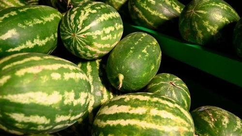 阳江网红吃瓜事件