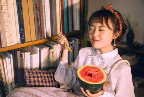 俏俏吃瓜小说,揭秘娱乐圈背后的秘密与真相