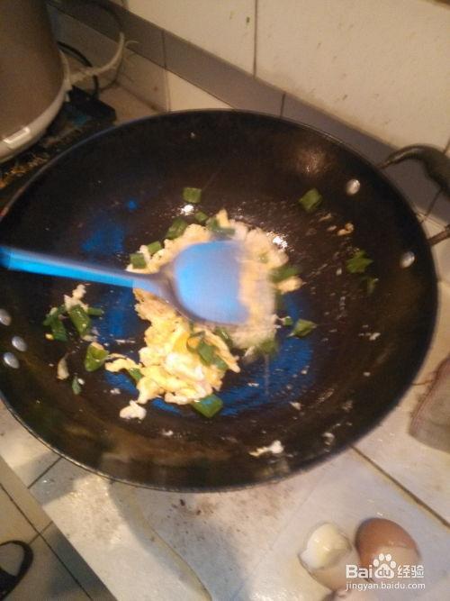 吃瓜条炒鸡蛋,吃瓜条炒鸡蛋，简单易学两步走