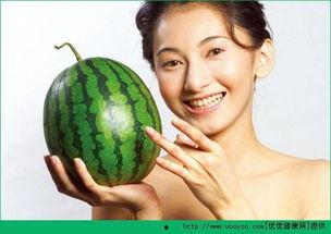 跟好朋友吃瓜,揭秘娱乐圈那些不为人知的瓜料