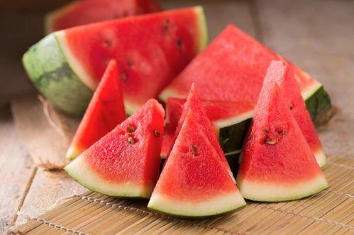 吃瓜一口,揭秘吃瓜群众的狂欢世界