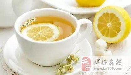 喝了茶吃瓜,品味生活中的小确幸