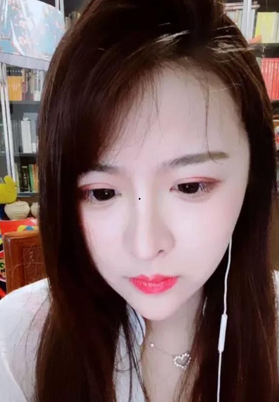 顾北宁吃瓜,瓜田里的“吃瓜群众”